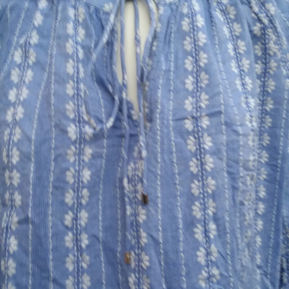 Light Blue Cotton Tommy Hilfigure Summer Blouse. - Picture 4 of 4